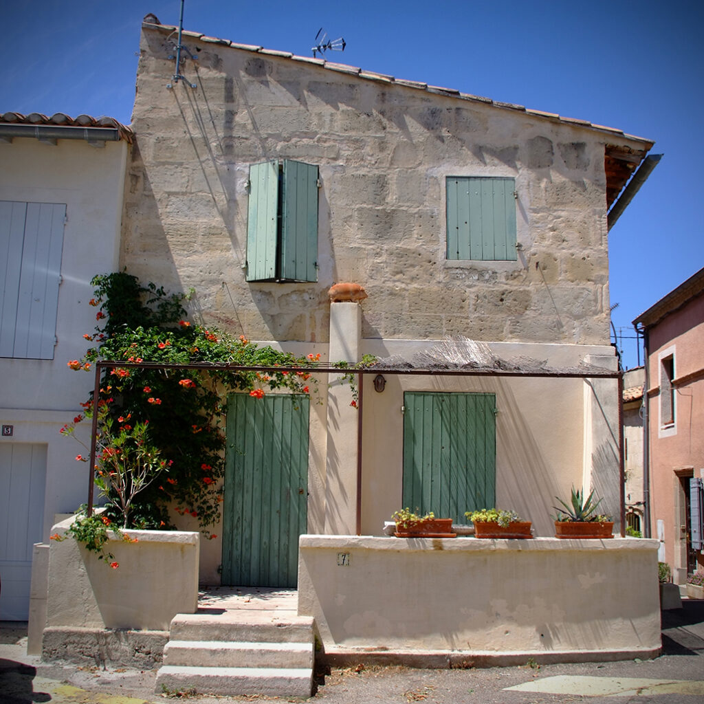 Photography Dreams | South of France photographs - Arles Fenster