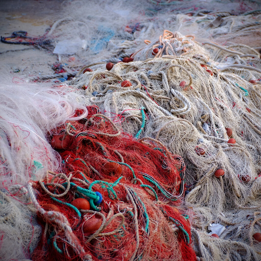 Photography Dreams | South of France photographs - Marseille Fischernetze im Alten Hafen