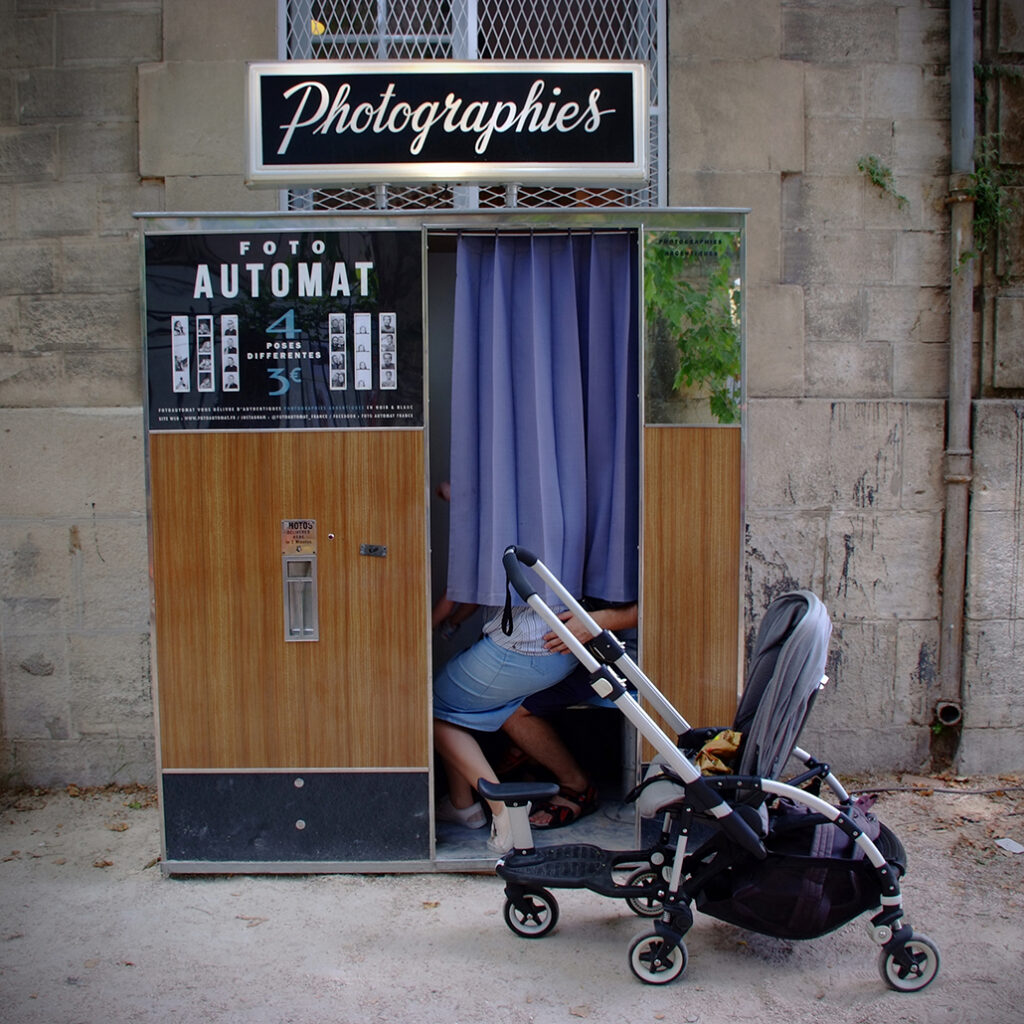 Photography Dreams | South of France photographs - Arles Passbildautomat